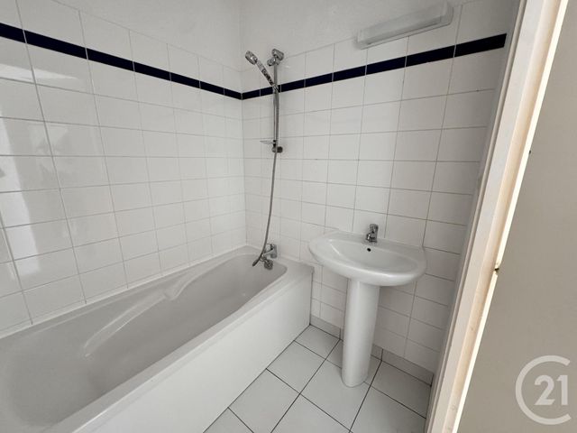 maison à vendre - 4 pièces - 65.9 m2 - ST GILLES CROIX DE VIE - 85 - PAYS-DE-LOIRE - Century 21 Bleu Marine