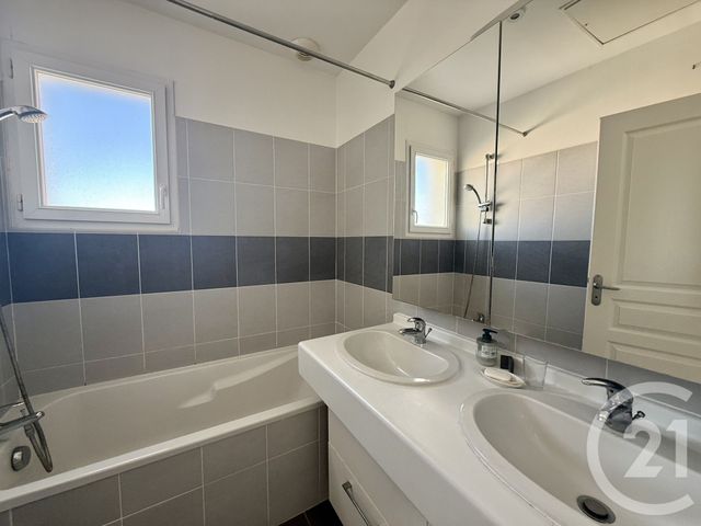 maison à vendre - 5 pièces - 101.0 m2 - ST GILLES CROIX DE VIE - 85 - PAYS-DE-LOIRE - Century 21 Bleu Marine