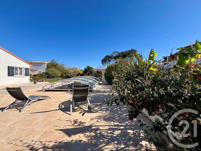 maison à vendre - 7 pièces - 170.42 m2 - LE FENOUILLER - 85 - PAYS-DE-LOIRE - Century 21 Bleu Marine