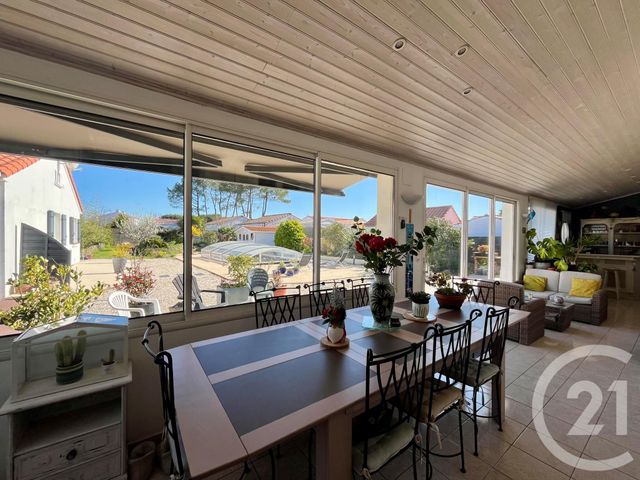 maison à vendre - 7 pièces - 170.42 m2 - LE FENOUILLER - 85 - PAYS-DE-LOIRE - Century 21 Bleu Marine