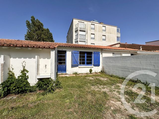 maison à vendre - 2 pièces - 26.69 m2 - ST GILLES CROIX DE VIE - 85 - PAYS-DE-LOIRE - Century 21 Bleu Marine