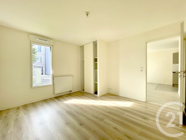 Appartement T2 à vendre - 2 pièces - 40.18 m2 - ST GILLES CROIX DE VIE - 85 - PAYS-DE-LOIRE - Century 21 Bleu Marine