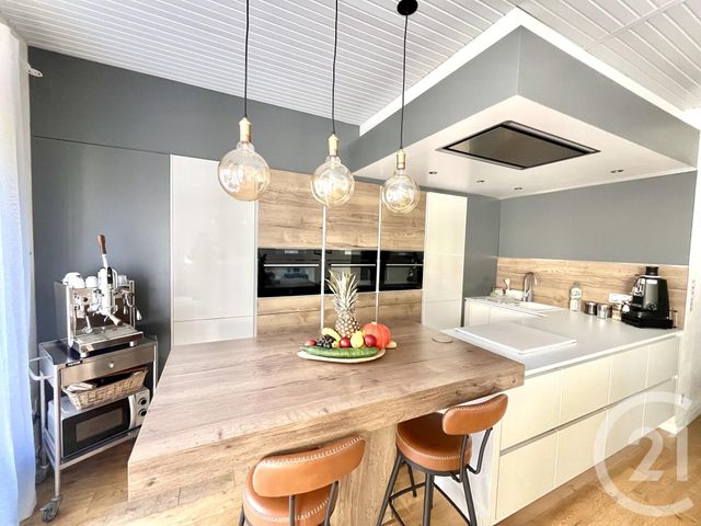 maison à vendre - 7 pièces - 149.17 m2 - ST GILLES CROIX DE VIE - 85 - PAYS-DE-LOIRE - Century 21 Bleu Marine