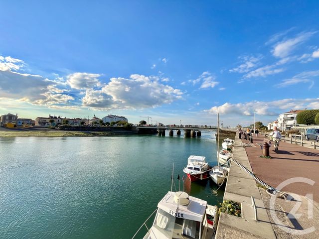 maison à vendre - 7 pièces - 149.17 m2 - ST GILLES CROIX DE VIE - 85 - PAYS-DE-LOIRE - Century 21 Bleu Marine