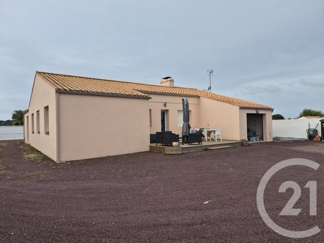 maison à vendre - 5 pièces - 123.39 m2 - LE FENOUILLER - 85 - PAYS-DE-LOIRE - Century 21 Bleu Marine
