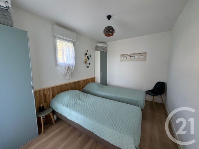 Appartement T3 à vendre - 3 pièces - 54.83 m2 - ST GILLES CROIX DE VIE - 85 - PAYS-DE-LOIRE - Century 21 Bleu Marine