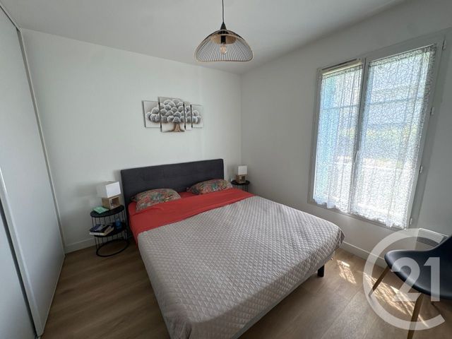 Appartement T3 à vendre - 3 pièces - 54.83 m2 - ST GILLES CROIX DE VIE - 85 - PAYS-DE-LOIRE - Century 21 Bleu Marine