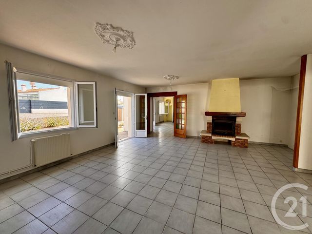 maison à vendre - 4 pièces - 120.62 m2 - ST GILLES CROIX DE VIE - 85 - PAYS-DE-LOIRE - Century 21 Bleu Marine