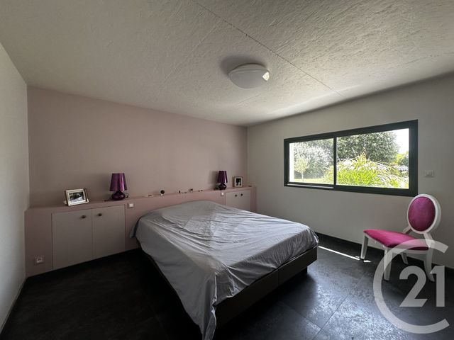 maison à vendre - 8 pièces - 281.2 m2 - ST HILAIRE DE RIEZ - 85 - PAYS-DE-LOIRE - Century 21 Bleu Marine