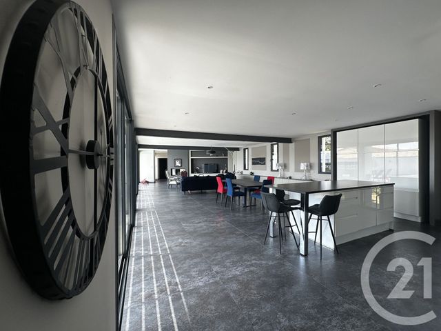 maison à vendre - 8 pièces - 281.2 m2 - ST HILAIRE DE RIEZ - 85 - PAYS-DE-LOIRE - Century 21 Bleu Marine