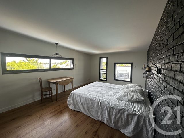 maison à vendre - 8 pièces - 281.2 m2 - ST HILAIRE DE RIEZ - 85 - PAYS-DE-LOIRE - Century 21 Bleu Marine