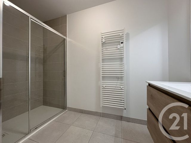 Appartement F3 à vendre - 3 pièces - 59.9 m2 - LE FENOUILLER - 85 - PAYS-DE-LOIRE - Century 21 Bleu Marine