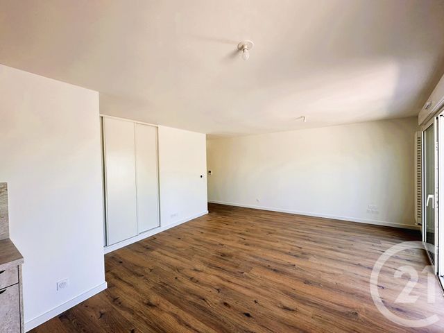 Appartement F3 à vendre - 3 pièces - 65.7 m2 - LE FENOUILLER - 85 - PAYS-DE-LOIRE - Century 21 Bleu Marine