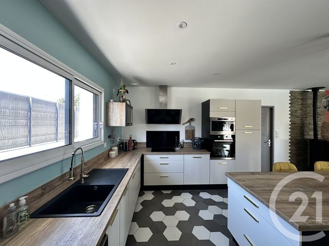 maison à vendre - 4 pièces - 123.0 m2 - L AIGUILLON SUR VIE - 85 - PAYS-DE-LOIRE - Century 21 Bleu Marine