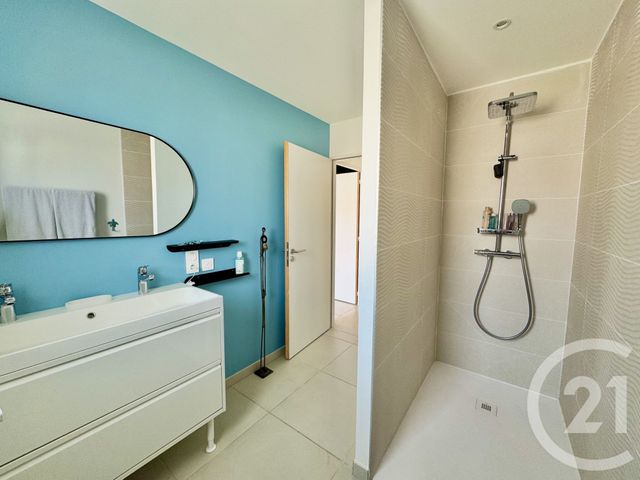 maison à vendre - 4 pièces - 105.47 m2 - L AIGUILLON SUR VIE - 85 - PAYS-DE-LOIRE - Century 21 Bleu Marine