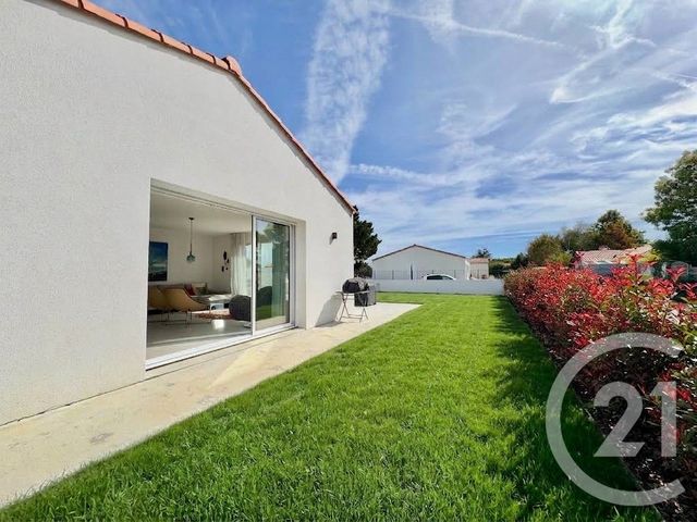 maison à vendre - 4 pièces - 105.47 m2 - L AIGUILLON SUR VIE - 85 - PAYS-DE-LOIRE - Century 21 Bleu Marine