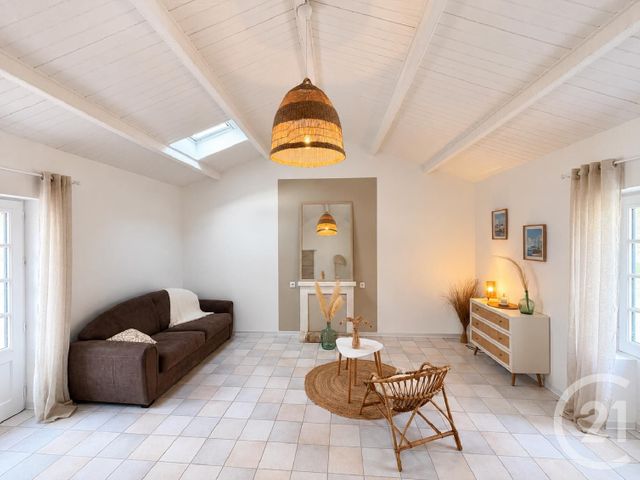 maison à vendre - 1 pièce - 31.0 m2 - ST GILLES CROIX DE VIE - 85 - PAYS-DE-LOIRE - Century 21 Bleu Marine