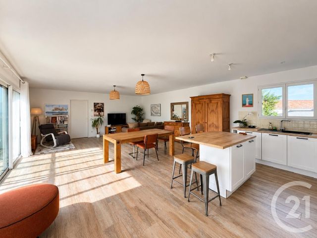 maison à vendre - 4 pièces - 120.0 m2 - LE FENOUILLER - 85 - PAYS-DE-LOIRE - Century 21 Bleu Marine