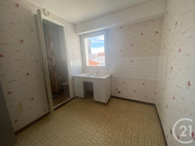 Appartement T2 à vendre - 2 pièces - 51.6 m2 - ST GILLES CROIX DE VIE - 85 - PAYS-DE-LOIRE - Century 21 Bleu Marine