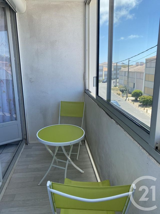 Afficher la photo en grand Appartement T3 à vendre - 3 pièces - 51.83 m2 - ST HILAIRE DE RIEZ - 85 - PAYS-DE-LOIRE - Century 21 Bleu Marine