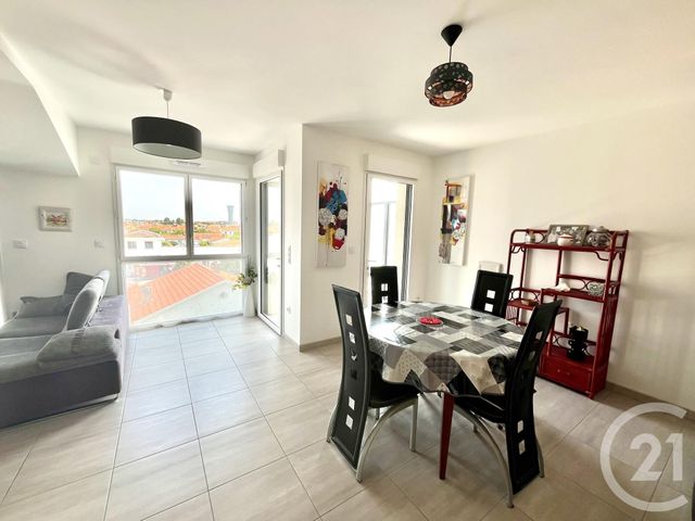 Appartement F2 à vendre - 2 pièces - 48.9 m2 - ST GILLES CROIX DE VIE - 85 - PAYS-DE-LOIRE - Century 21 Bleu Marine