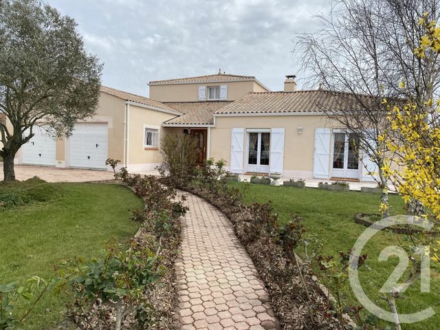 maison à vendre - 7 pièces - 258.98 m2 - ST GILLES CROIX DE VIE - 85 - PAYS-DE-LOIRE - Century 21 Bleu Marine