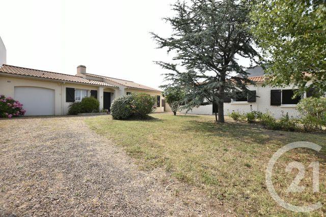 maison à vendre - 8 pièces - 148.8 m2 - ST GILLES CROIX DE VIE - 85 - PAYS-DE-LOIRE - Century 21 Bleu Marine