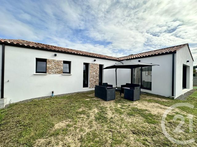 maison à vendre - 5 pièces - 133.8 m2 - LE FENOUILLER - 85 - PAYS-DE-LOIRE - Century 21 Bleu Marine