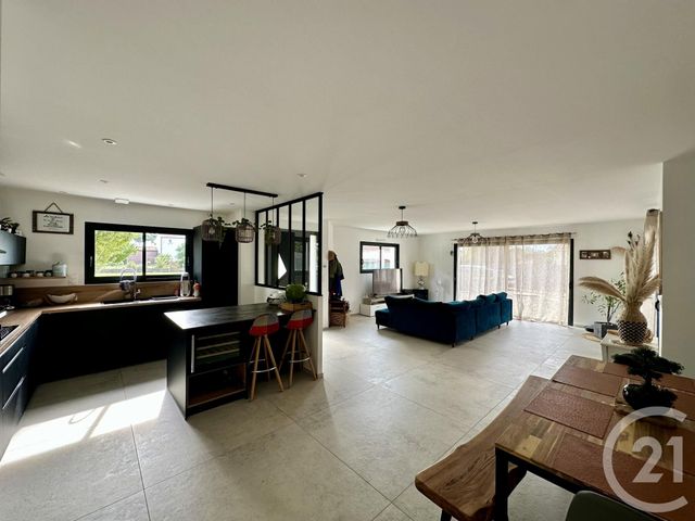 maison à vendre - 5 pièces - 133.8 m2 - LE FENOUILLER - 85 - PAYS-DE-LOIRE - Century 21 Bleu Marine