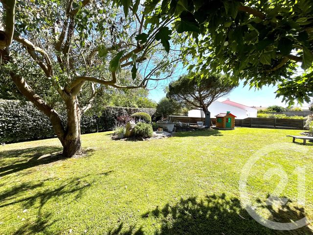 maison à vendre - 4 pièces - 130.97 m2 - ST GILLES CROIX DE VIE - 85 - PAYS-DE-LOIRE - Century 21 Bleu Marine