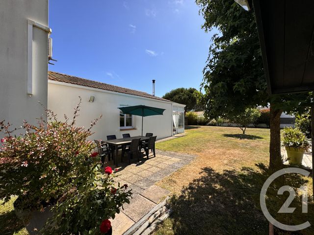 maison à vendre - 5 pièces - 279.0 m2 - LE FENOUILLER - 85 - PAYS-DE-LOIRE - Century 21 Bleu Marine