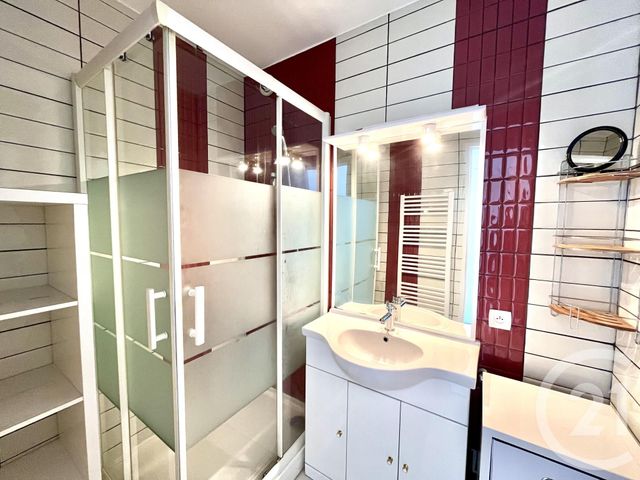 Appartement T3 à vendre - 3 pièces - 43.71 m2 - ST GILLES CROIX DE VIE - 85 - PAYS-DE-LOIRE - Century 21 Bleu Marine