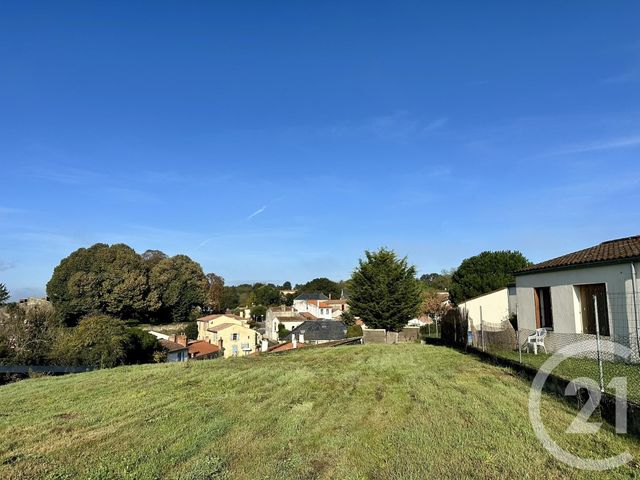 terrain - APREMONT - 85