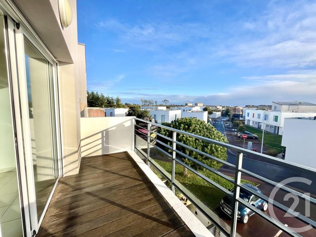 Appartement T3 à louer - 3 pièces - 72.0 m2 - ST GILLES CROIX DE VIE - 85 - PAYS-DE-LOIRE - Century 21 Bleu Marine