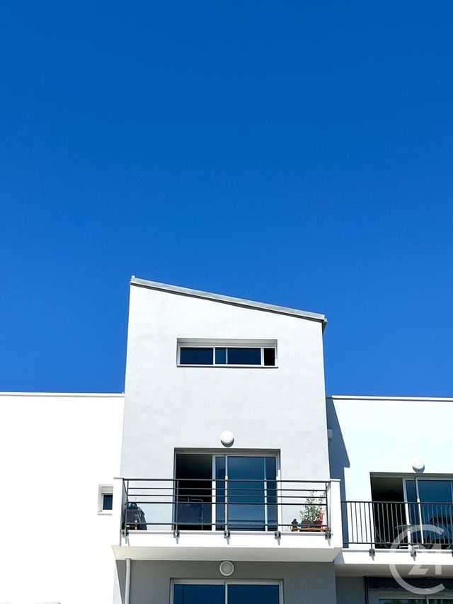 Appartement T3 à vendre - 3 pièces - 72.0 m2 - ST GILLES CROIX DE VIE - 85 - PAYS-DE-LOIRE - Century 21 Bleu Marine