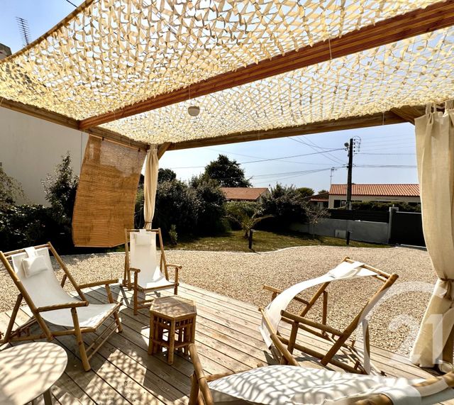 maison à vendre - 6 pièces - 186.42 m2 - LE FENOUILLER - 85 - PAYS-DE-LOIRE - Century 21 Bleu Marine