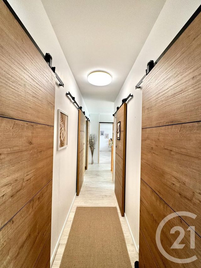 maison à vendre - 6 pièces - 186.42 m2 - LE FENOUILLER - 85 - PAYS-DE-LOIRE - Century 21 Bleu Marine