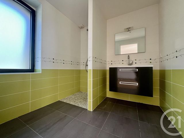maison à vendre - 3 pièces - 77.0 m2 - ST GILLES CROIX DE VIE - 85 - PAYS-DE-LOIRE - Century 21 Bleu Marine