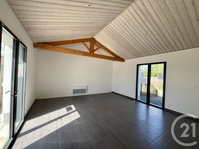 maison à vendre - 3 pièces - 77.0 m2 - ST GILLES CROIX DE VIE - 85 - PAYS-DE-LOIRE - Century 21 Bleu Marine