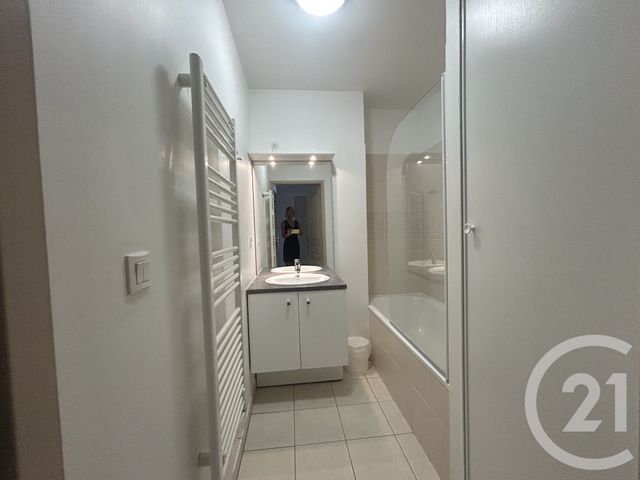 Appartement T2 à vendre - 2 pièces - 33.42 m2 - ST GILLES CROIX DE VIE - 85 - PAYS-DE-LOIRE - Century 21 Bleu Marine