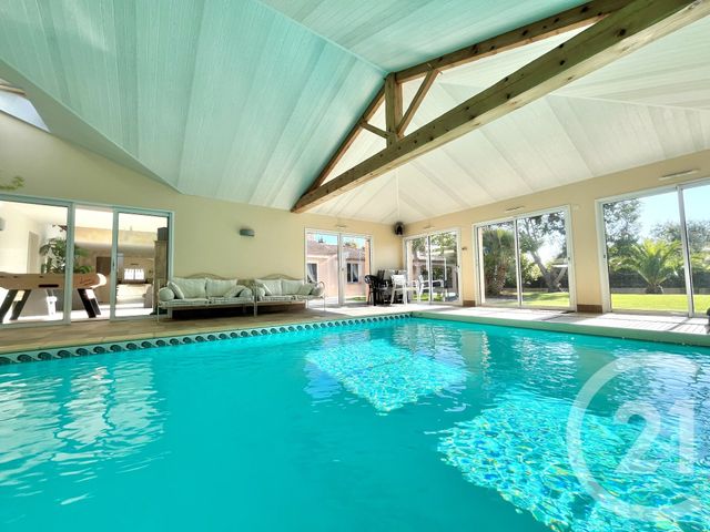 Afficher la photo en grand maison à vendre - 6 pièces - 327.28 m2 - LE FENOUILLER - 85 - PAYS-DE-LOIRE - Century 21 Bleu Marine