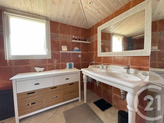 Afficher la photo en grand maison à vendre - 6 pièces - 327.28 m2 - LE FENOUILLER - 85 - PAYS-DE-LOIRE - Century 21 Bleu Marine