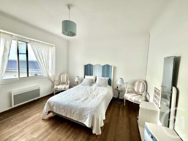 maison à vendre - 5 pièces - 130.94 m2 - ST GILLES CROIX DE VIE - 85 - PAYS-DE-LOIRE - Century 21 Bleu Marine