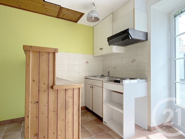 Afficher la photo en grand maison à vendre - 4 pièces - 43.55 m2 - LE FENOUILLER - 85 - PAYS-DE-LOIRE - Century 21 Bleu Marine