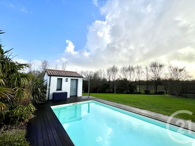 maison à vendre - 5 pièces - 155.56 m2 - LE FENOUILLER - 85 - PAYS-DE-LOIRE - Century 21 Bleu Marine