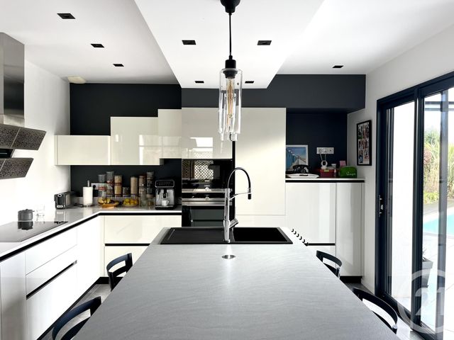 maison à vendre - 5 pièces - 155.56 m2 - LE FENOUILLER - 85 - PAYS-DE-LOIRE - Century 21 Bleu Marine