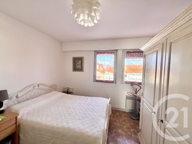 Appartement T2 à vendre - 2 pièces - 45.66 m2 - ST GILLES CROIX DE VIE - 85 - PAYS-DE-LOIRE - Century 21 Bleu Marine