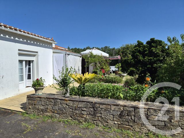 maison à vendre - 3 pièces - 124.92 m2 - L AIGUILLON SUR VIE - 85 - PAYS-DE-LOIRE - Century 21 Bleu Marine