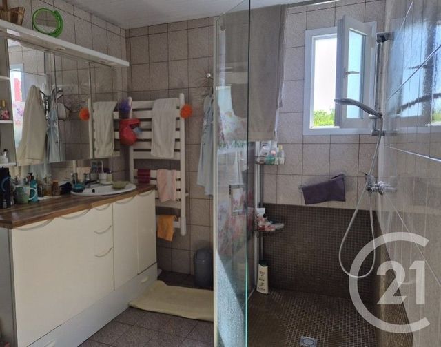 maison à vendre - 3 pièces - 124.92 m2 - L AIGUILLON SUR VIE - 85 - PAYS-DE-LOIRE - Century 21 Bleu Marine