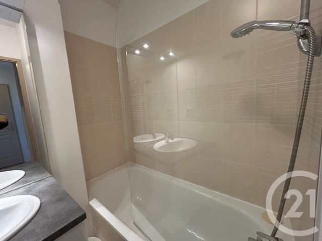 Appartement T2 à vendre - 2 pièces - 30.39 m2 - ST GILLES CROIX DE VIE - 85 - PAYS-DE-LOIRE - Century 21 Bleu Marine